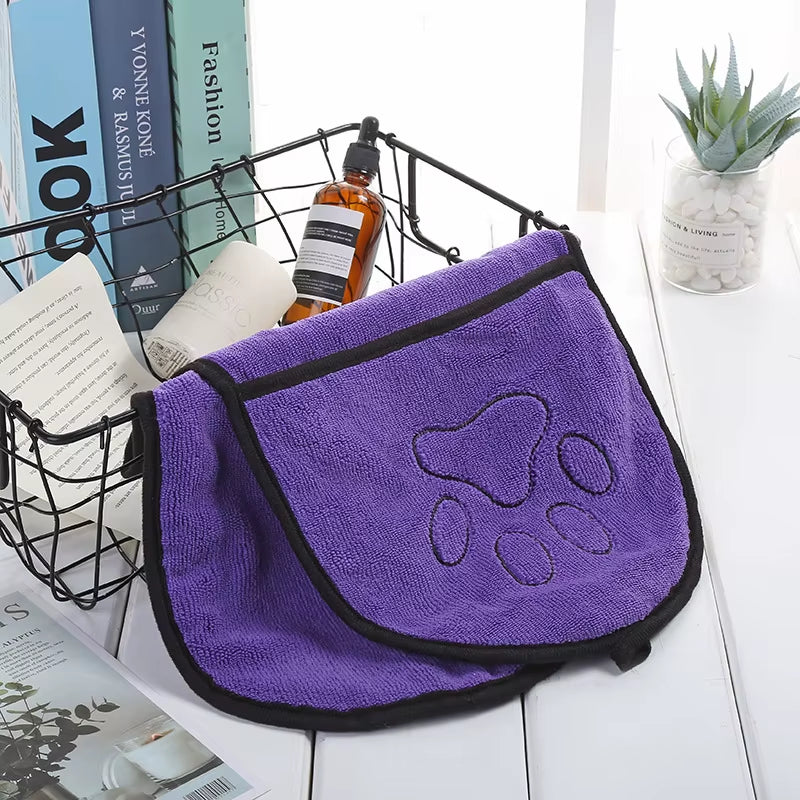 Quick-Dry Pet Bath Towel with Hand Pockets