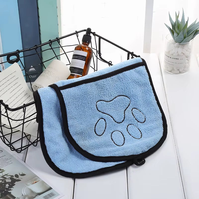 Quick-Dry Pet Bath Towel with Hand Pockets