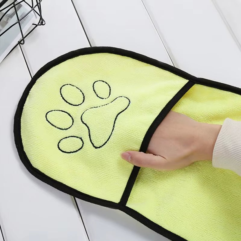 Quick-Dry Pet Bath Towel with Hand Pockets