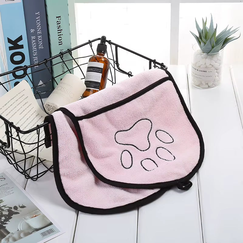 Quick-Dry Pet Bath Towel with Hand Pockets